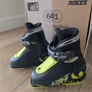 Roces Black and Yellow Ski Boots